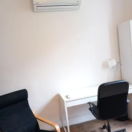 Apartamento Meublés Anatole France Proche Centre Ville, Futuroscope Et Technopole Poitiers