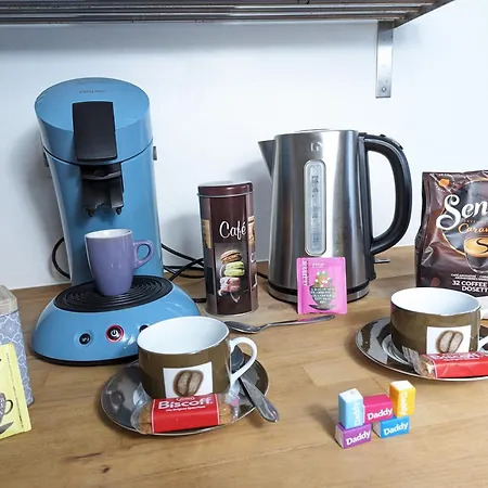 Apartamento Meublés Anatole France Proche Centre Ville, Futuroscope Et Technopole *