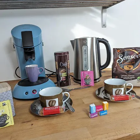 Maison Et D'anatole France Proche Centre-ville, Universite - Chu, Patinoire Et Futuroscope Poitiers