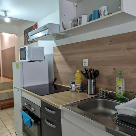 Meublés Anatole France Proche Centre Ville, Futuroscope Et Technopole