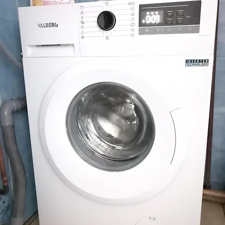 Meublés Anatole France Proche Centre Ville, Futuroscope Et Technopole Poitiers