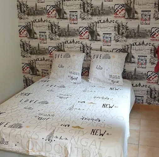 Maison Et D'anatole France Proche Centre-ville, Universite - Chu, Patinoire Et Futuroscope Apartmán Poitiers