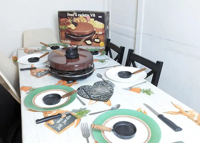 Apartmán Maison Et D'anatole France Proche Centre-ville, Universite - Chu, Patinoire Et Futuroscope