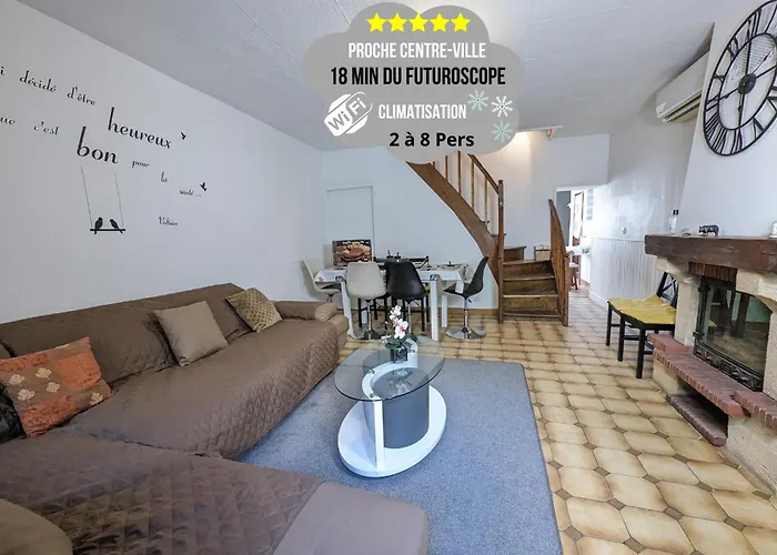 Maison Et D'anatole France Proche Centre-ville, Universite - Chu, Patinoire Et Futuroscope Apartmán *