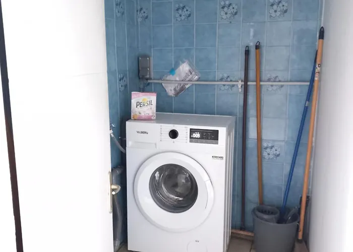 Apartmán Maison Et D'anatole France Proche Centre-ville, Universite - Chu, Patinoire Et Futuroscope *